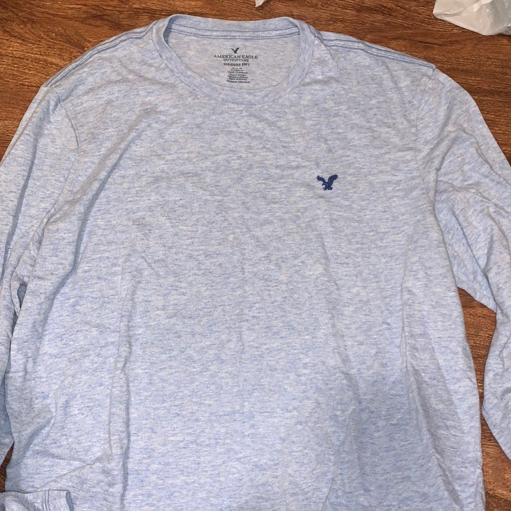 Men’s seriously soft AE tee